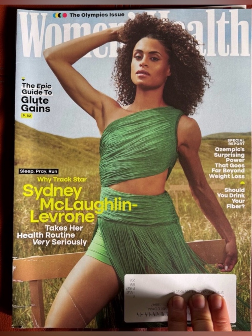 Lot of 2- Women’s Health Magazines - Picture 3 of 4
